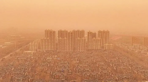 沙尘暴蓝色预警，内蒙新疆甘肃有沙尘暴来袭 多地出现扬沙浮尘